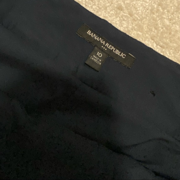 Banana Republic Navy blue skirt - Picture 3 of 6